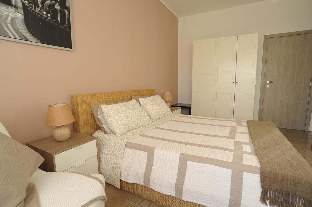 B&B Mare Di Augusta La Finestra Sul Porto Room photo